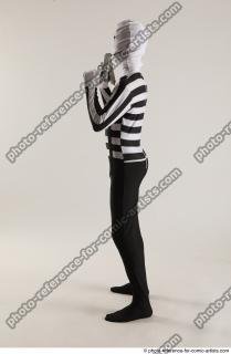 JIRKA MORPHSUIT WITH TWO GUNS